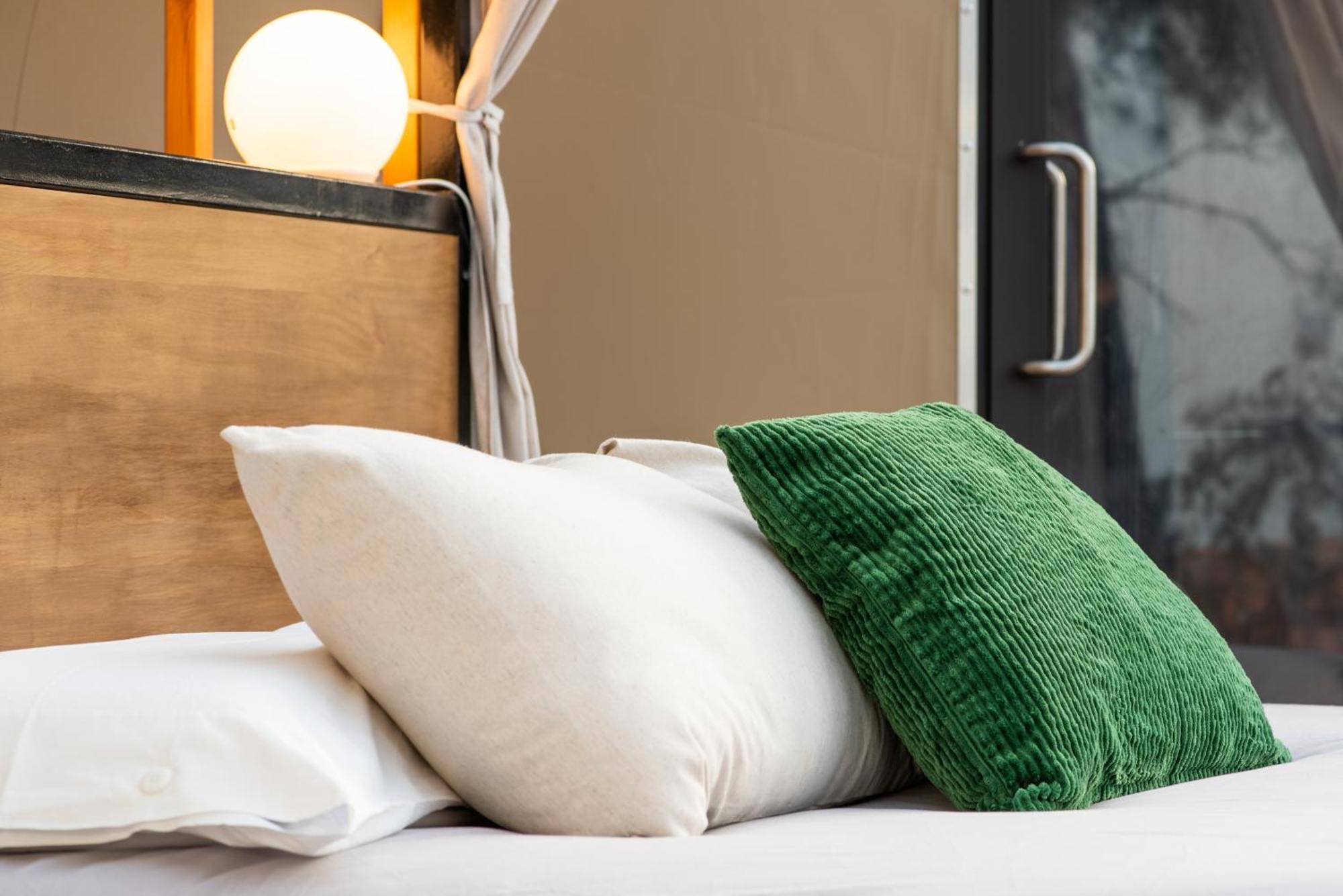 Horizonte Bubble Rooms Cortegana Ngoại thất bức ảnh