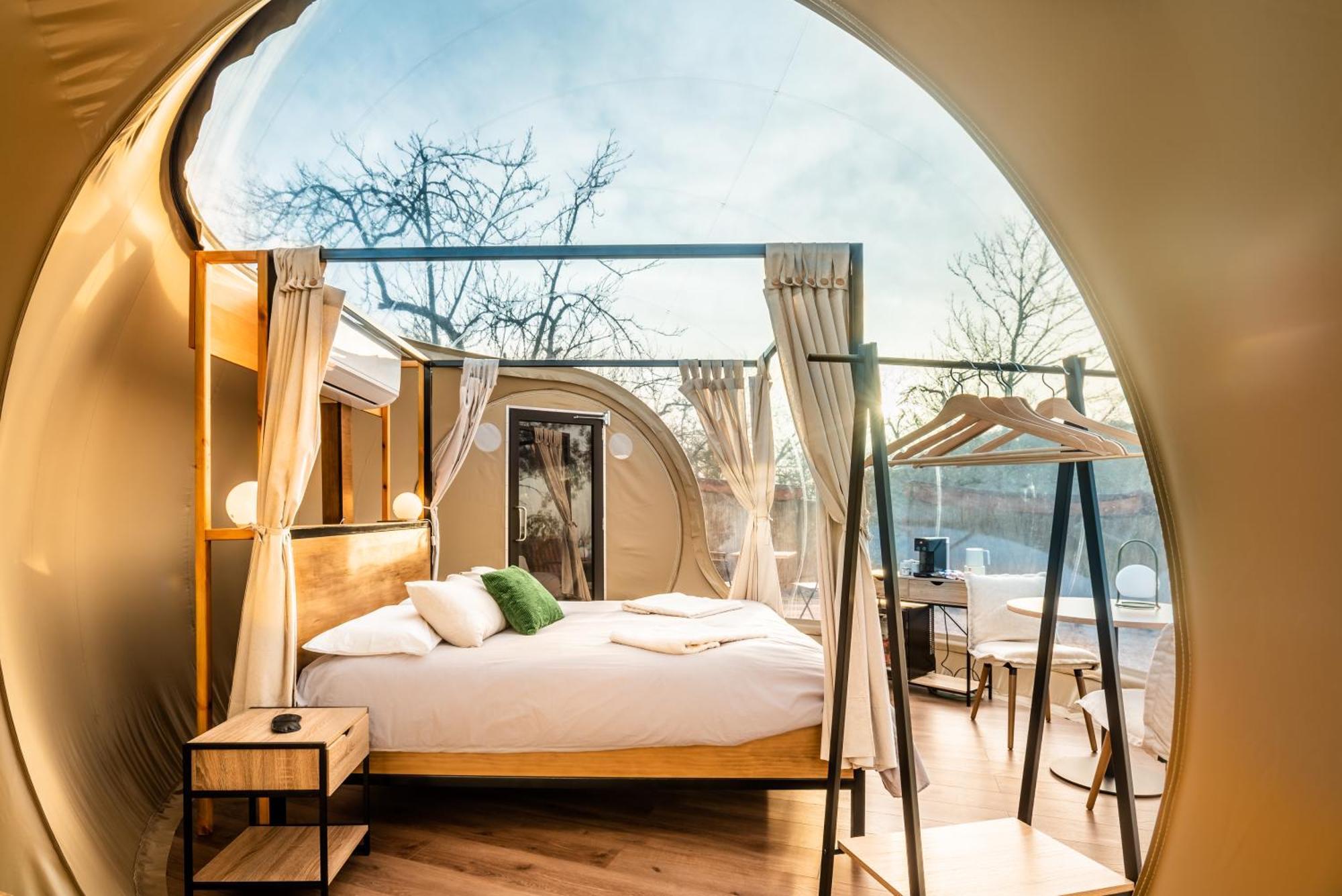 Horizonte Bubble Rooms Cortegana Ngoại thất bức ảnh